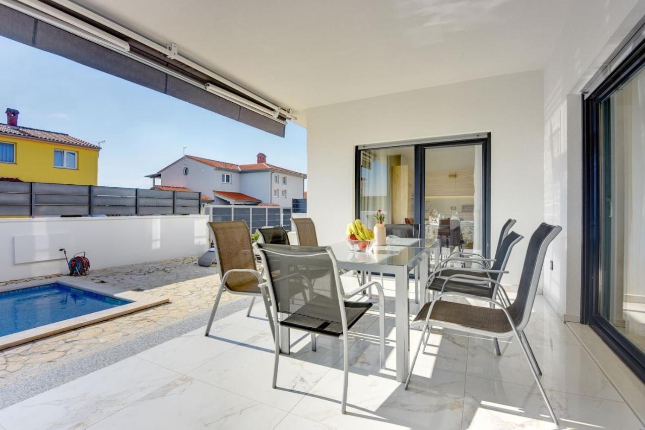 Villa Sunce Pula Zewnętrze zdjęcie