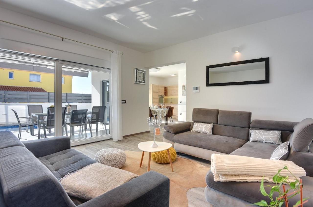 Villa Sunce Pula Zewnętrze zdjęcie
